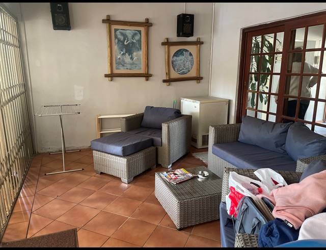 4 BEDROOM HOUSE FOR SALE IN SELCOURT